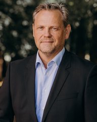 finaut_portrett_erik_jensen-0026.jpg